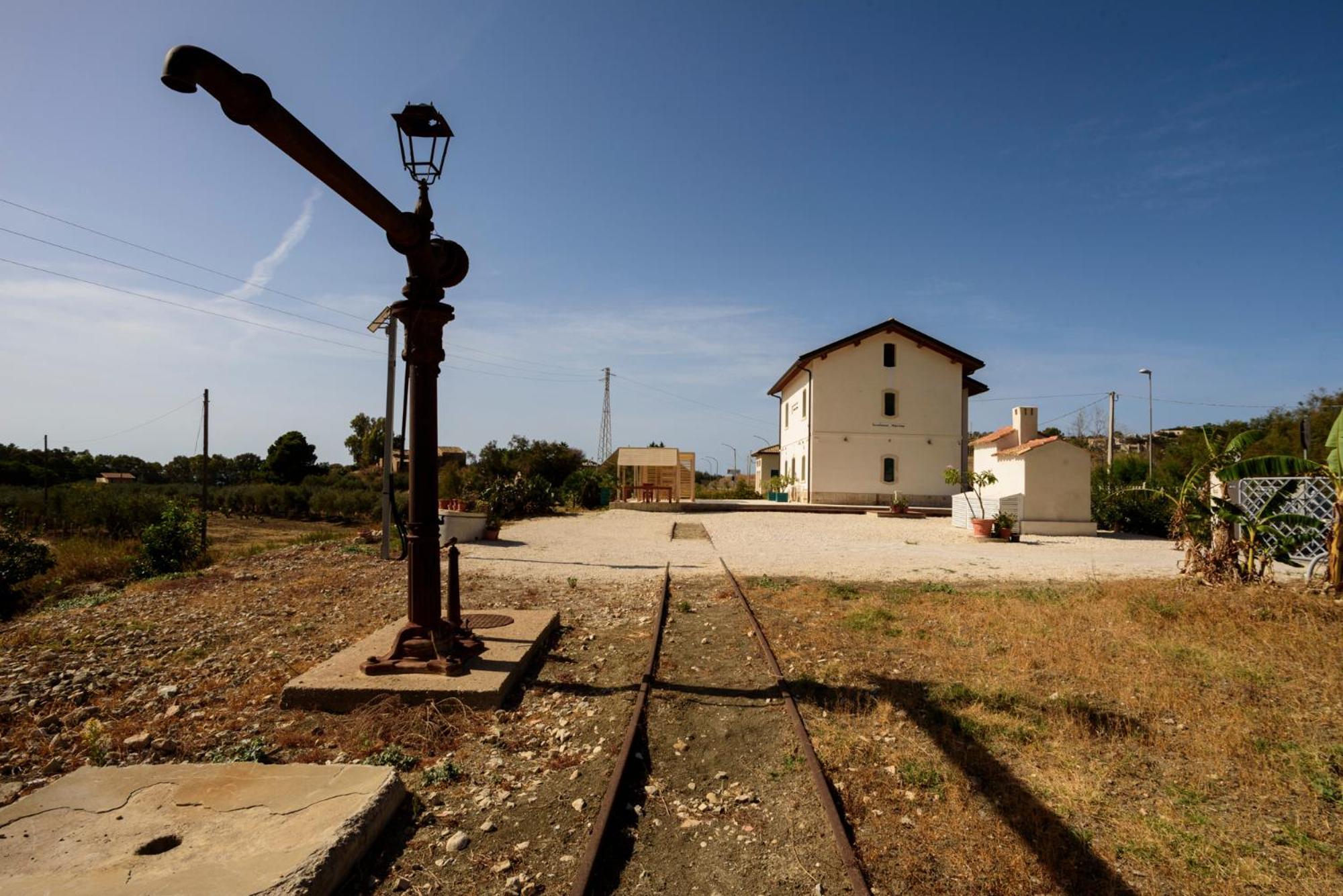B&B Fermata 106 Da Carolina Siculiana Marina Kültér fotó